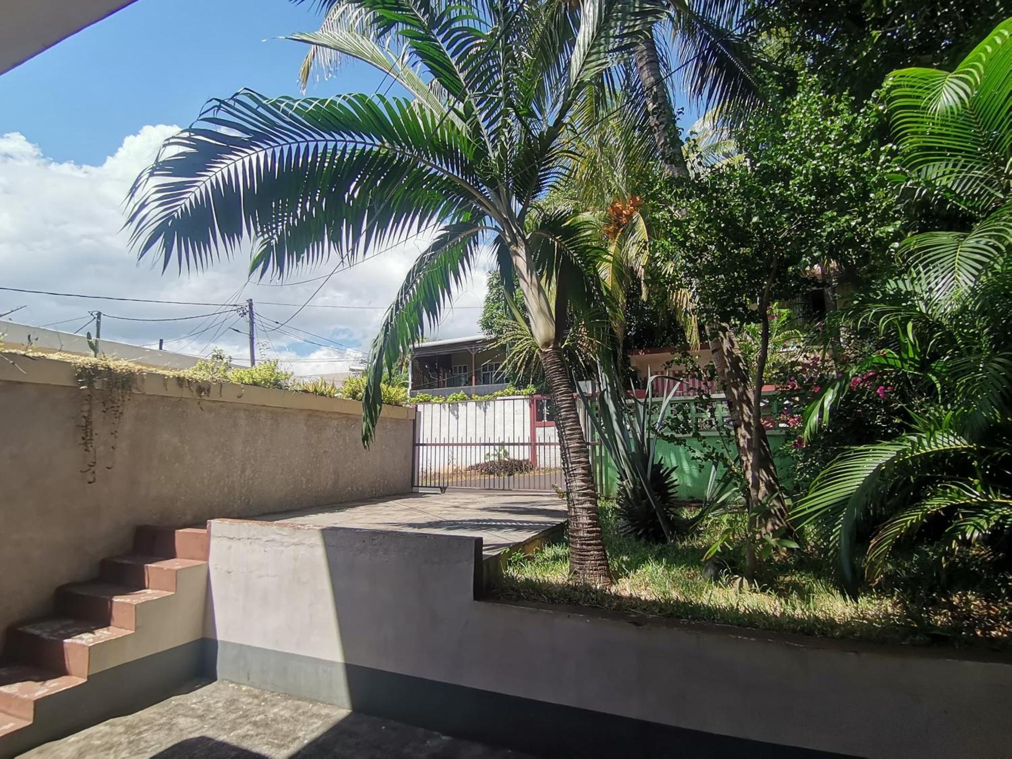 Modern Apartment/3Bedrooms/2Bathrooms/Rooftop/Jacuzzi Pointe aux Sable Buitenkant foto