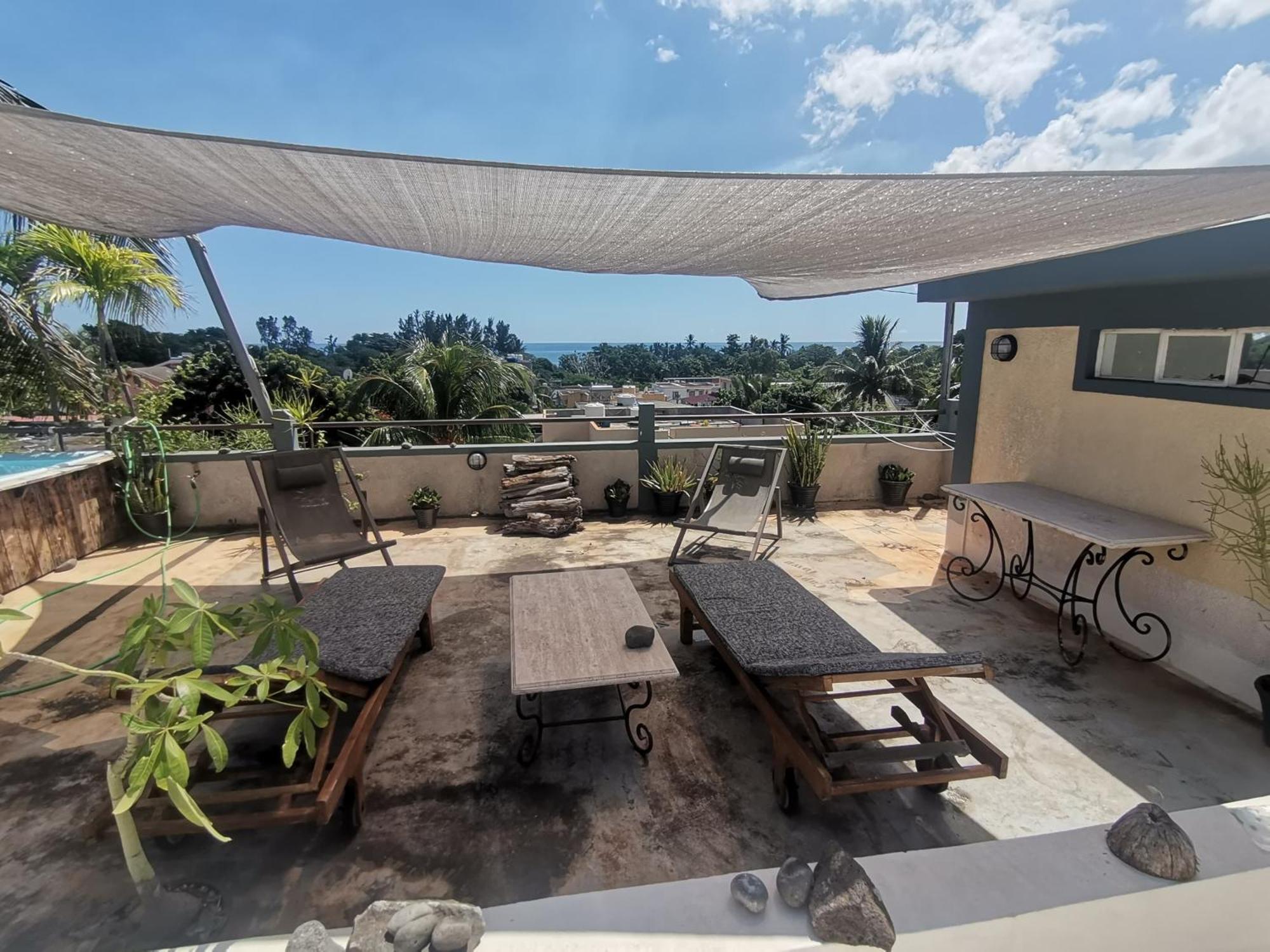 Modern Apartment/3Bedrooms/2Bathrooms/Rooftop/Jacuzzi Pointe aux Sable Buitenkant foto