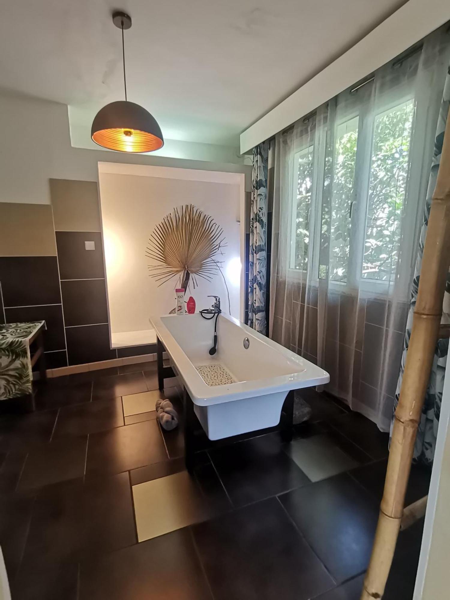 Modern Apartment/3Bedrooms/2Bathrooms/Rooftop/Jacuzzi Pointe aux Sable Buitenkant foto